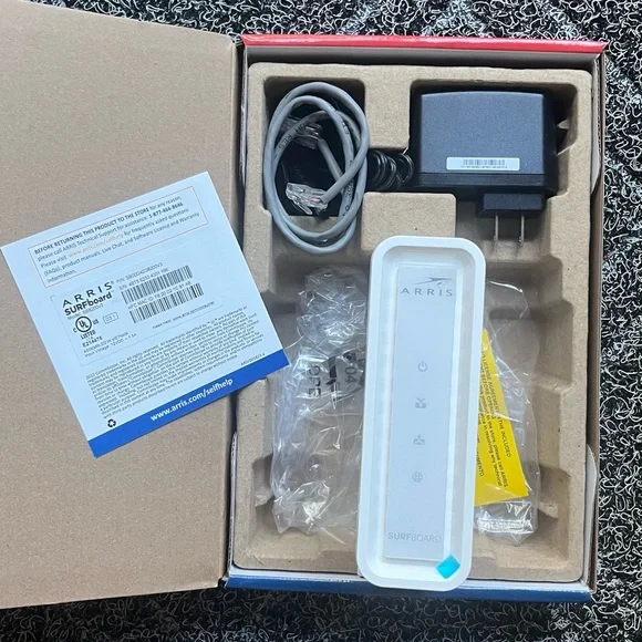 ARRIS SURFboard Cable Modem - White - Picture 3 of 7
